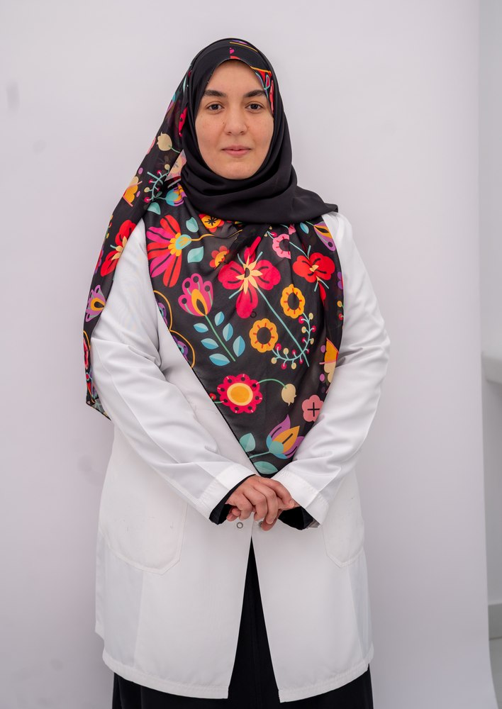 Dr. Amira Tabl